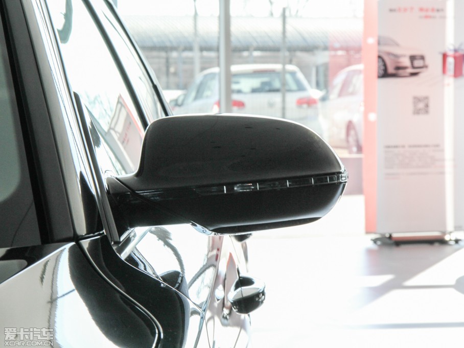 2013?yun)WA8 50 TFSI quattrom