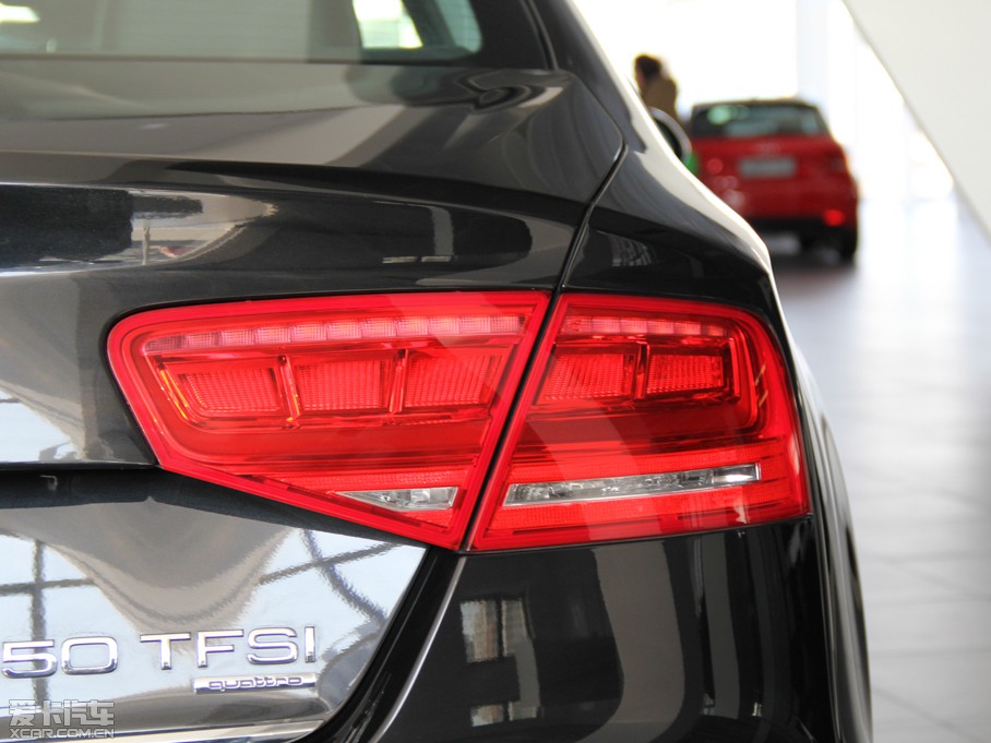 2013?yun)WA8 50 TFSI quattrom