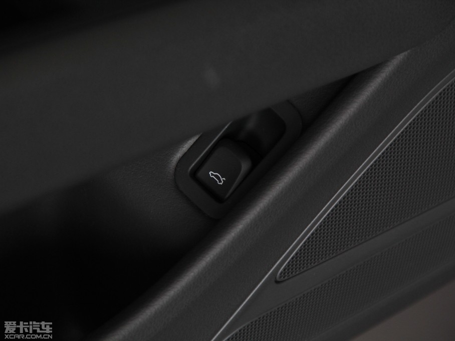 2013?yun)WA8 50 TFSI quattrom