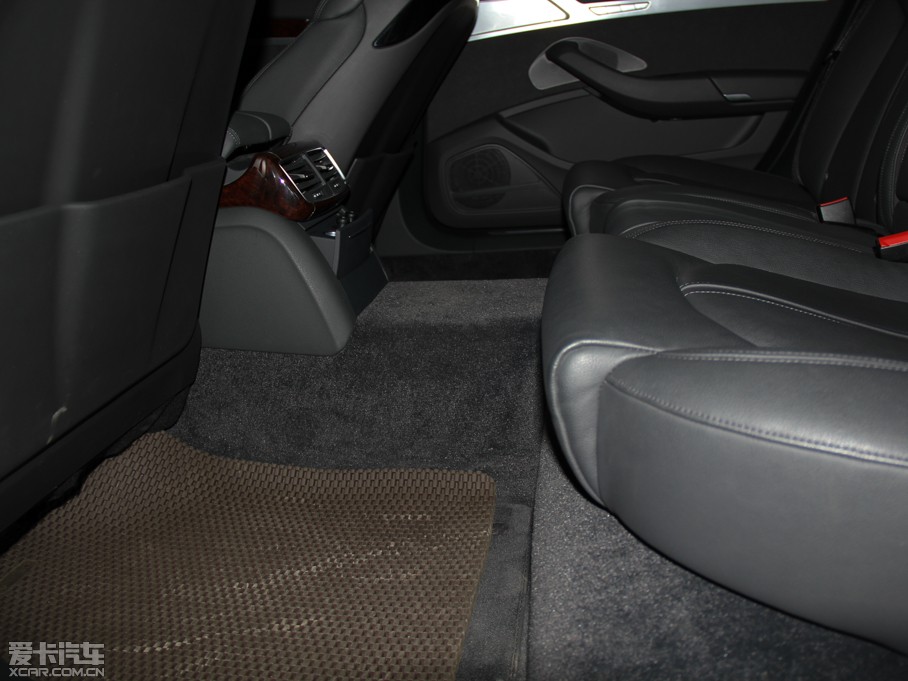 2013?yun)WA8 50 TFSI quattrom