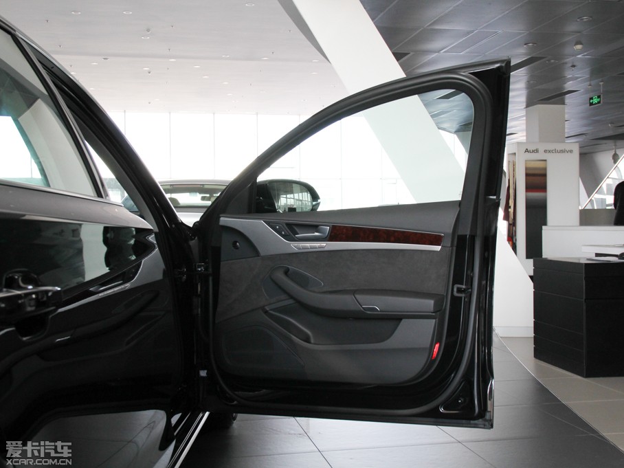 2013?yun)WA8 50 TFSI quattrom