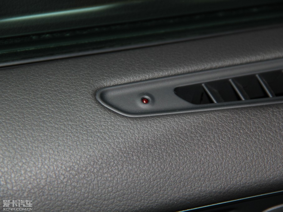 2013?yun)WA8 50 TFSI quattroF