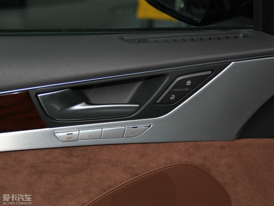 2013?yun)WA8 50 TFSI quattroF