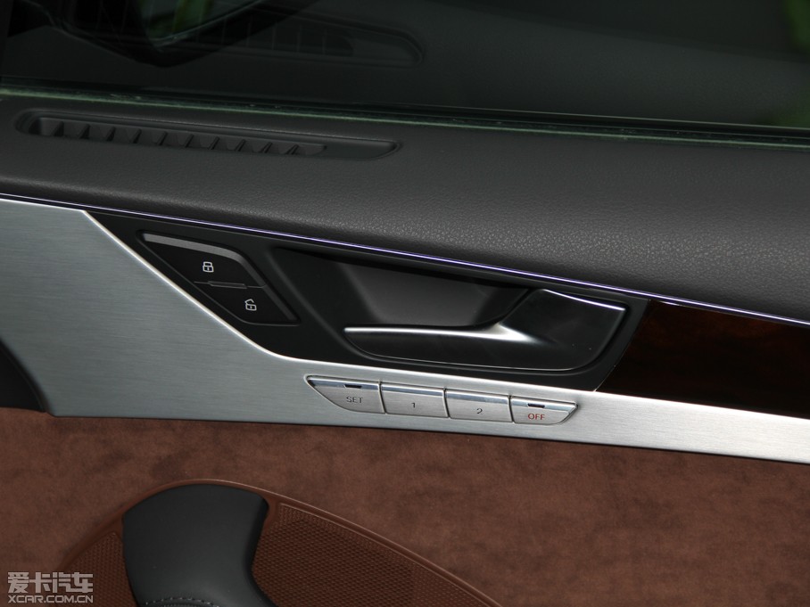 2013WA8 50 TFSI quattroF