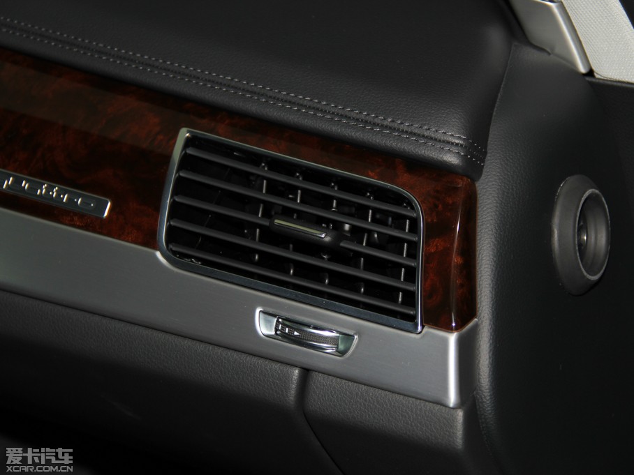 2013��?yu��n)W��A8 50 TFSI quattro���F��