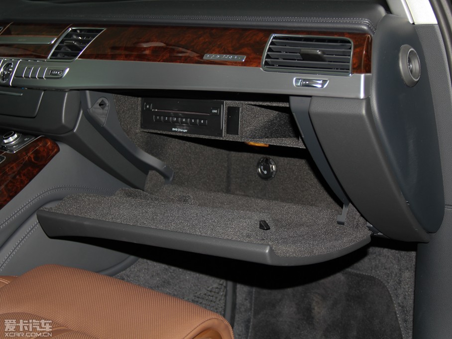 2013��W��A8 50 TFSI quattro���F��