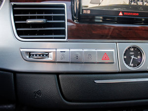 201355 TFSI quattro A п؅^