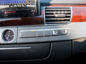 201355 TFSI quattro A п؅^