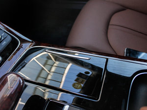 201355 TFSI quattro A п؅^