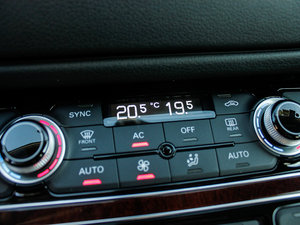 201355 TFSI quattro A п؅^