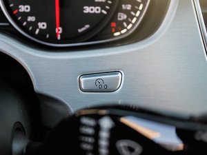 2013款55 TFSI quattro 豪华型 中控区