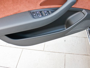 2013款30 FSI 舒适型 空间座椅