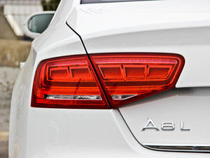 201345 TFSI quattro  ^