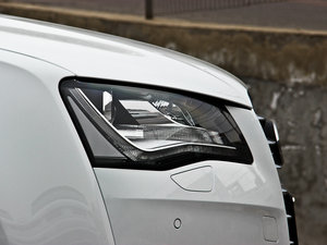 201345 TFSI quattro  ^