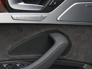 201345 TFSI quattro  g