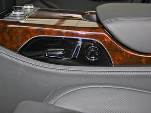 201345 TFSI quattro  g