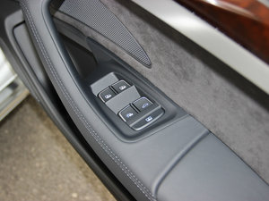 201345 TFSI quattro  g