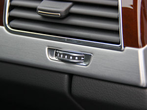 201345 TFSI quattro  g