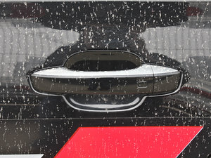 201350 TFSI quattroA ^