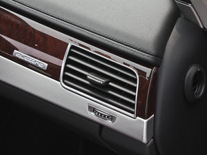 2013款50 TFSI quattro豪华型 中控区