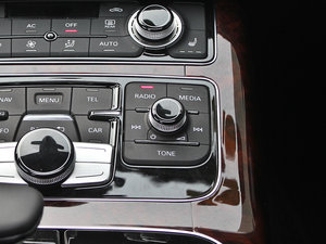 2013款50 TFSI quattro豪华型 音响调节