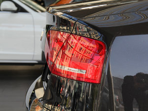 201345 TFSI quattroA ^