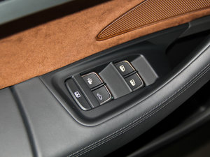 2013款45 TFSI quattro豪华型 中控区