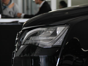 201350 TFSI quattrom (x)(ji)^