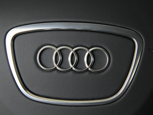 201350 TFSI quattroF п؅^