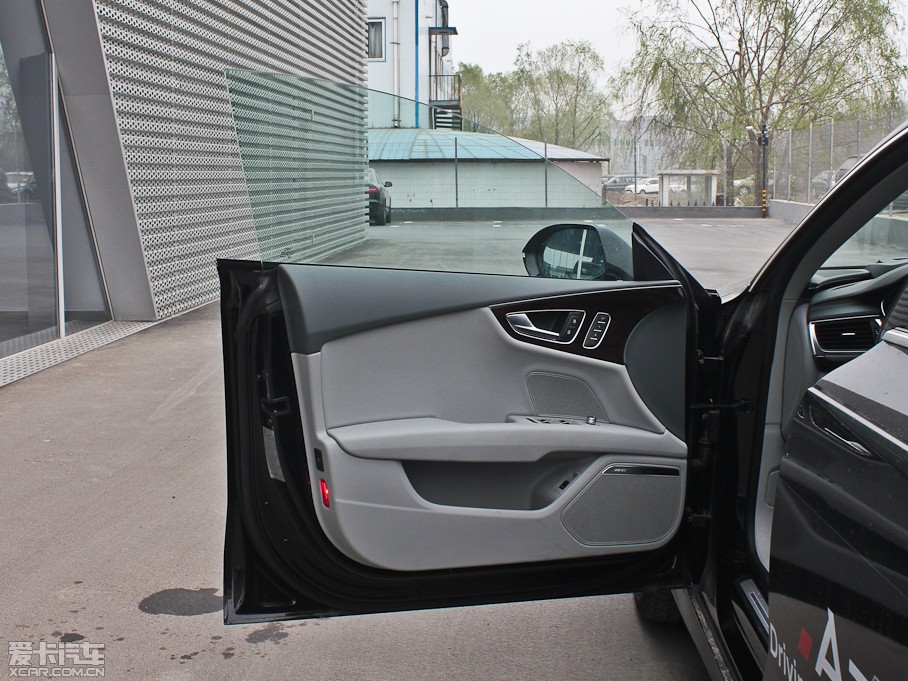 2013WA7 50TFSI quattroA