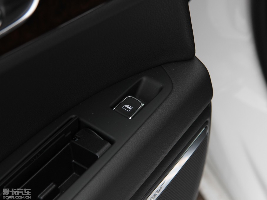 2013��W��A7 50TFSI quattro���m��