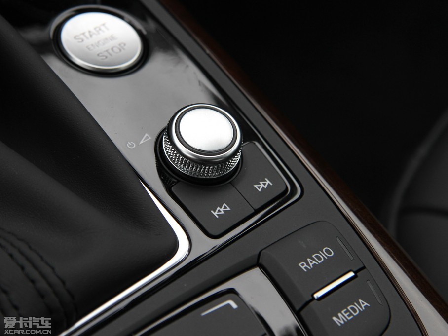 2013��W��A7 50TFSI quattro���m��