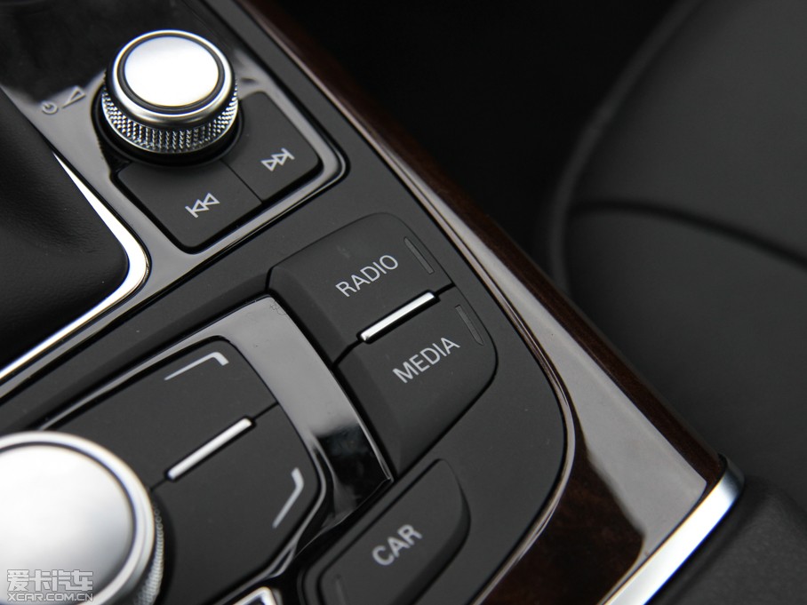 2013��W��A7 50TFSI quattro���m��