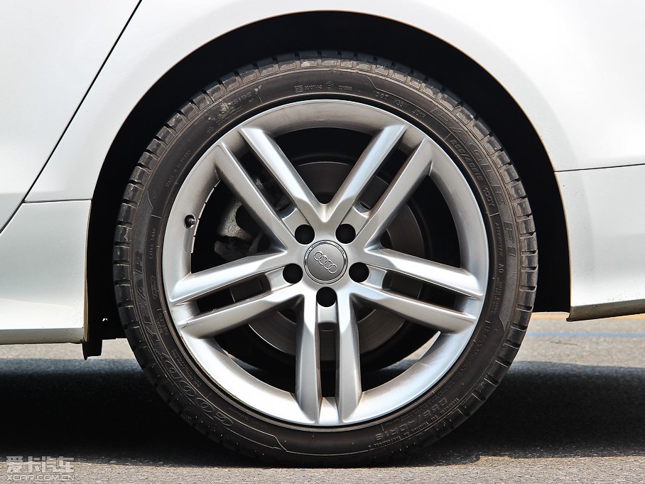 2013?yun)WA7 50TFSI quattroA