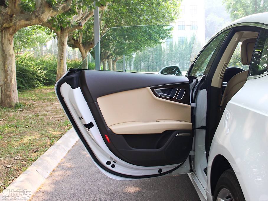 2013WA7 50TFSI quattroA