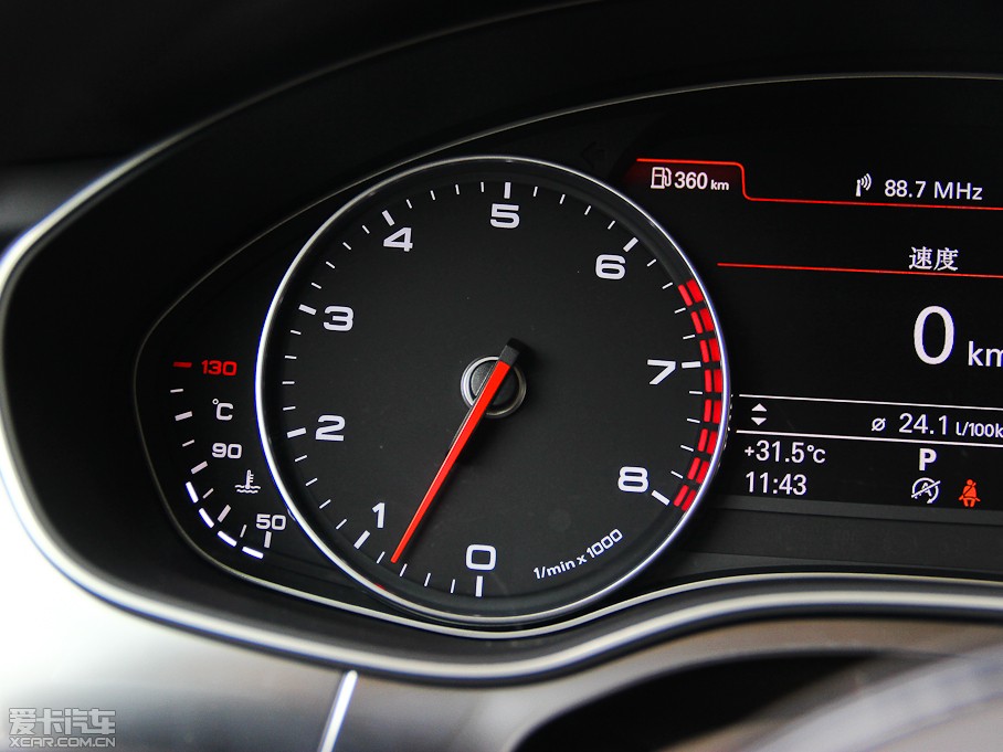 2013��W��A7 50TFSI quattro���A��