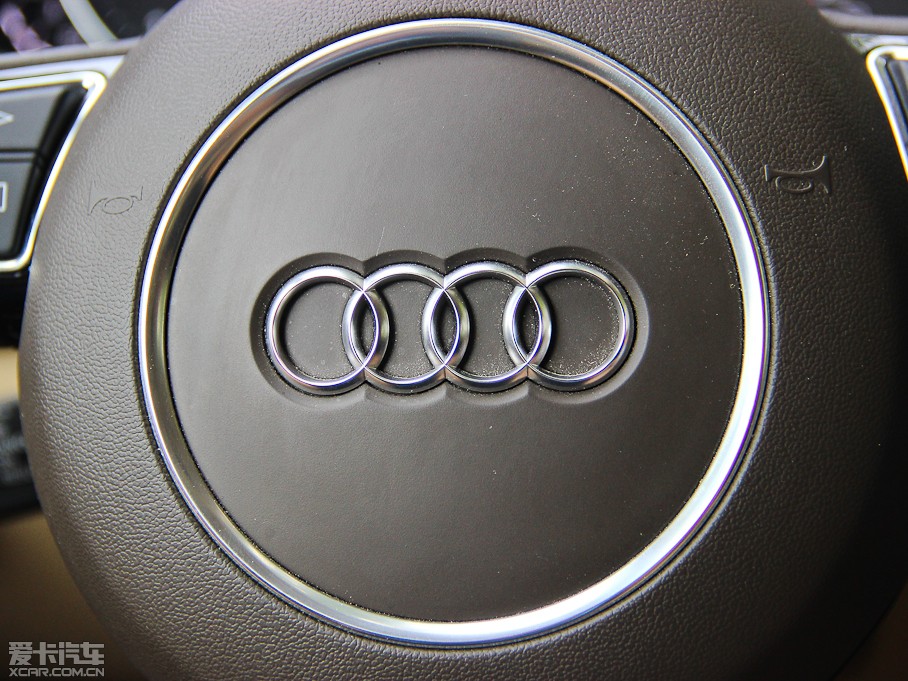 2013��W��A7 50TFSI quattro���A��