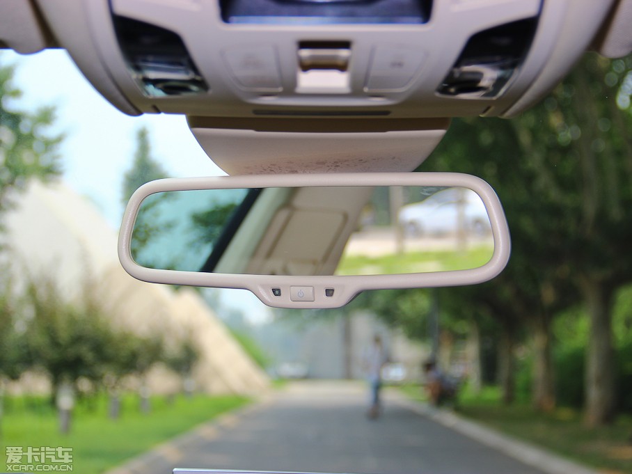 2013?yun)WA7 50TFSI quattroA