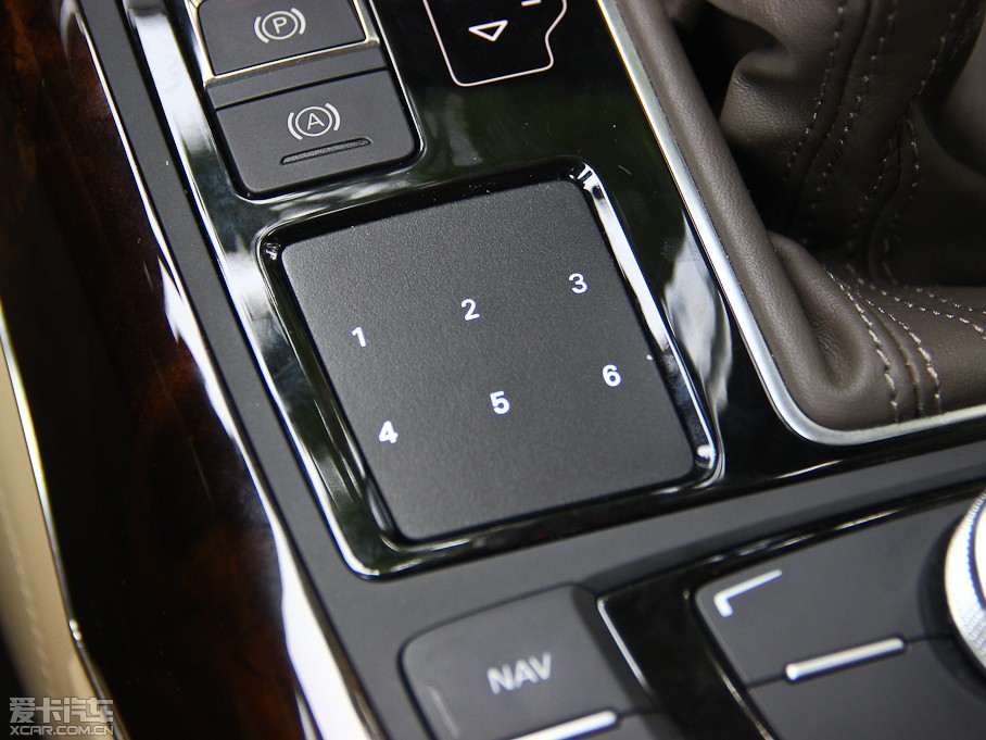 2013��W��A7 50TFSI quattro���A��