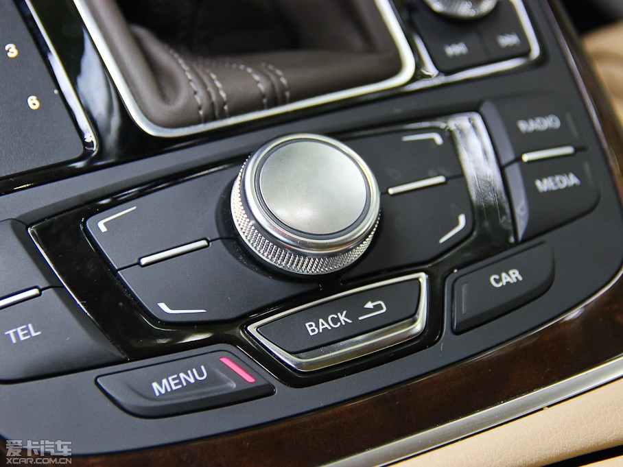 2013��W��A7 50TFSI quattro���A��