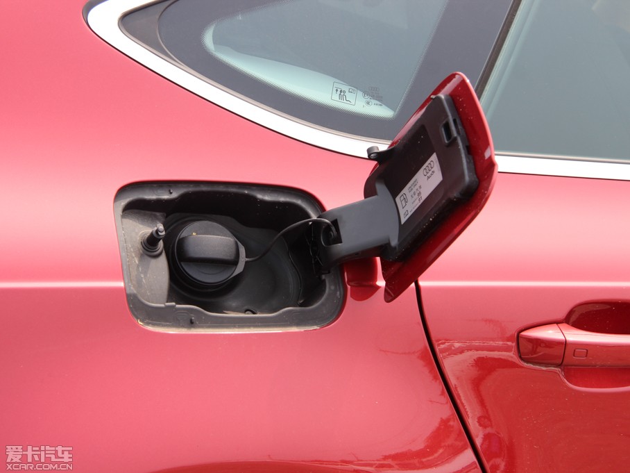 2013��W��A7 30FSI �˜ʰ�