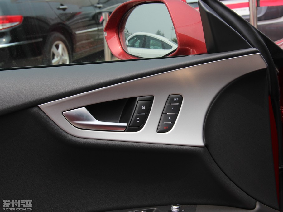 2013��W��A7 30FSI �˜ʰ�