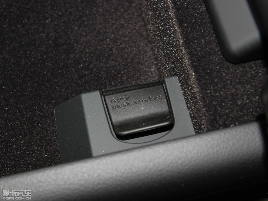 2013��?yu��n)W��A7 30FSI ��(bi��o)��(zh��n)��