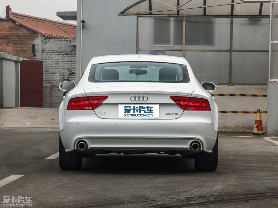 2013µA7 30FSI ׼