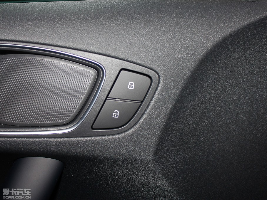 2013?yun)WA1 30 TFSI Sportback Ego plus