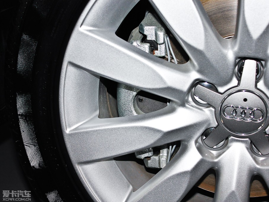 2013WA1 30 TFSI Sportback Ego plus