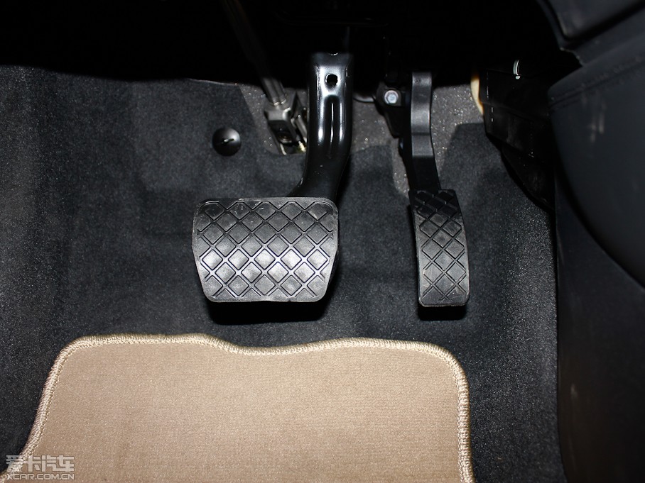 2013?yun)WA1 30 TFSI Sportback Ego plus