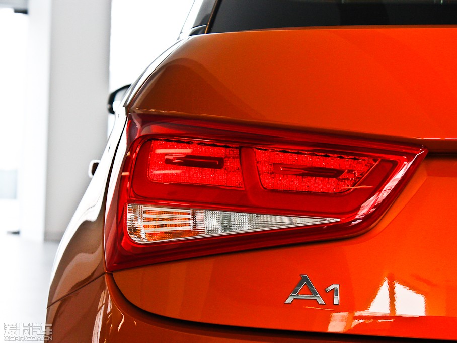 2013WA1 30 TFSI Sportback Ego plus