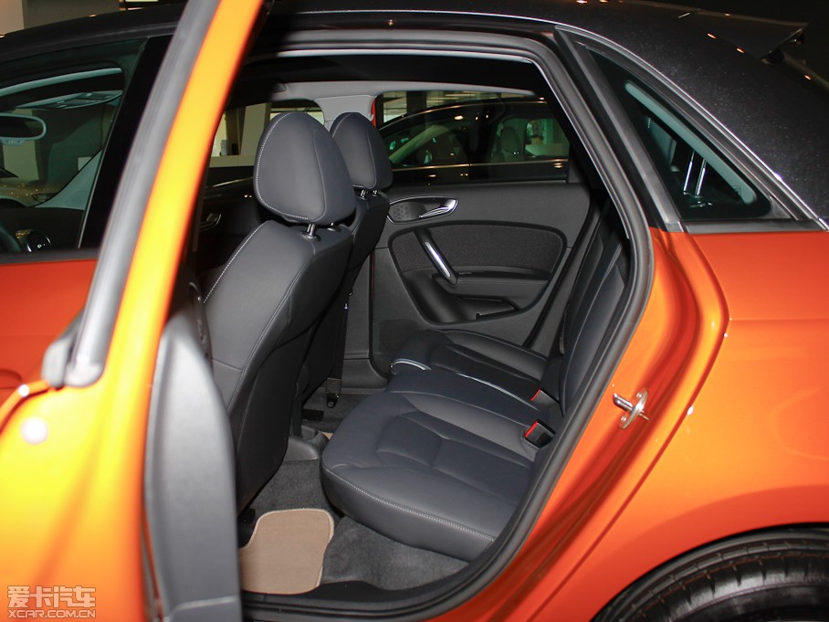 2013WA1 30 TFSI Sportback Ego plus