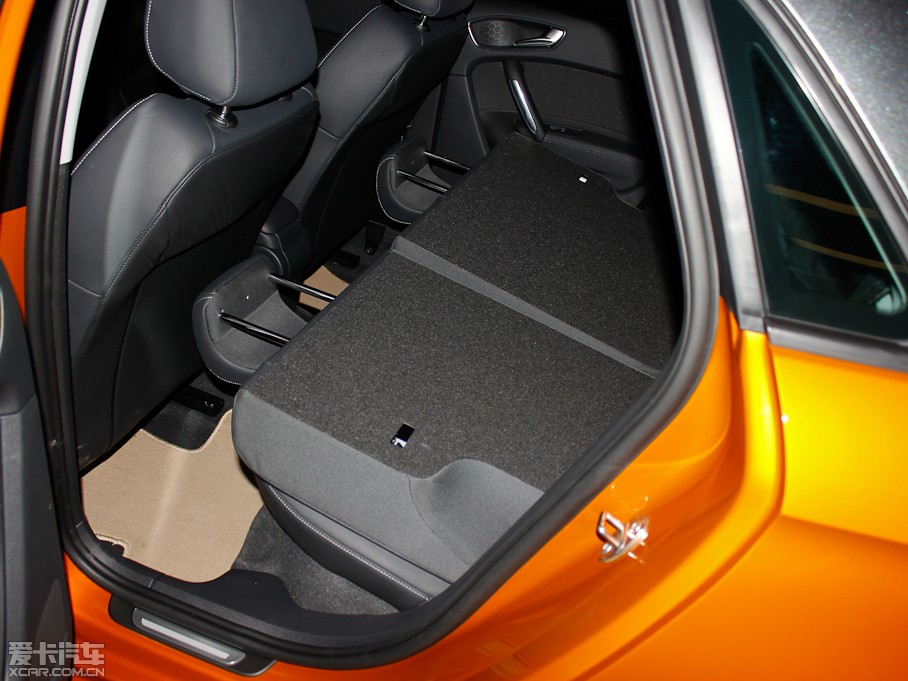 2013?yun)WA1 30 TFSI Sportback Ego plus